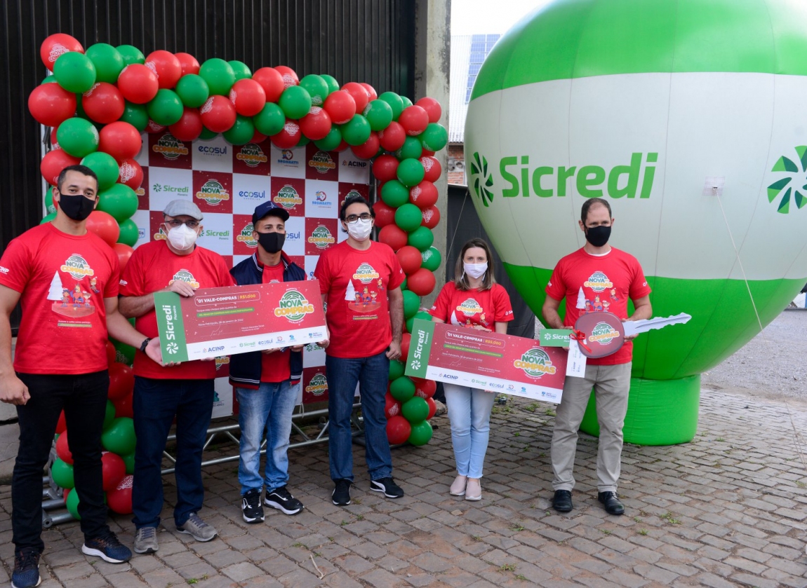 Nova em Compras encerra edio 2021 com entrega de prmios e homenagens