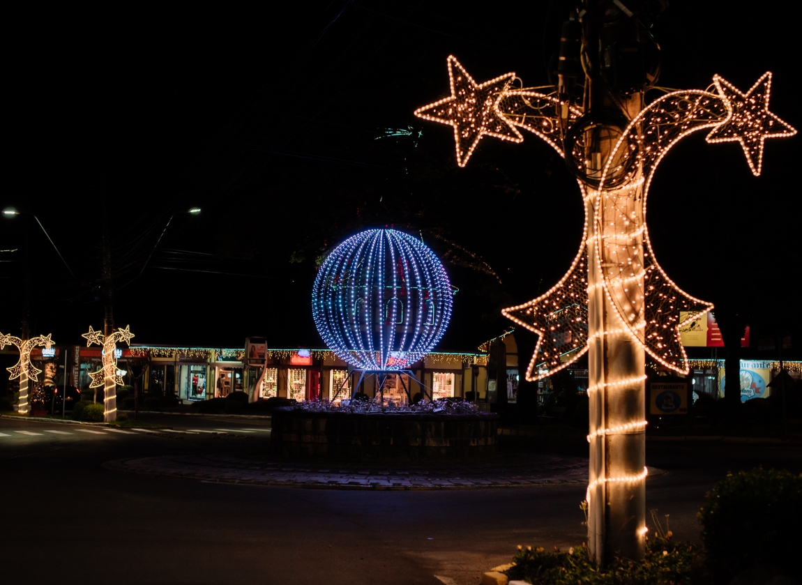 Nova Petrpolis ganha reforo da iluminao de Natal