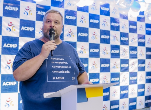 Foto-Presidente reeleito da ACINP, Neander Wilrich Port traa direcionamentos para o futuro da entidade