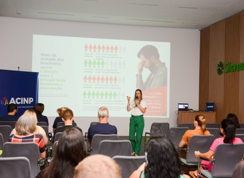 Foto-Workshop promovido pela ACINP e SICREDI envolve mais de 30 Pessoas em prticas de Educao Financeira
